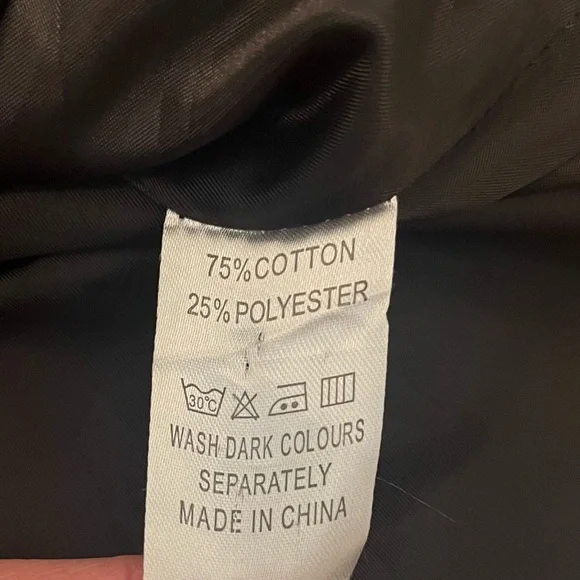 ✨ Nautical Luxe Varsity Blazer – Black & White with Gold Buttons ✨ - Picture 14 of 15